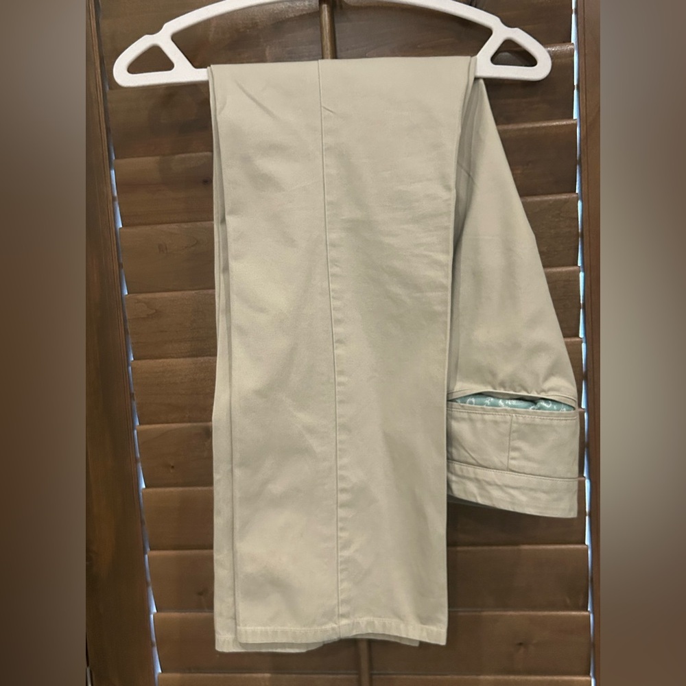 Bonobos Beige Chinos - Straight Fit - 35” x 32” NEVER WORN.